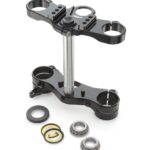 22101999088C1A-FACTORY-TRIPLE-CLAMP